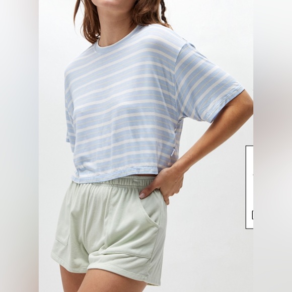 RVCA Hooky T-Shirt BNWT size large - Picture 3 of 10